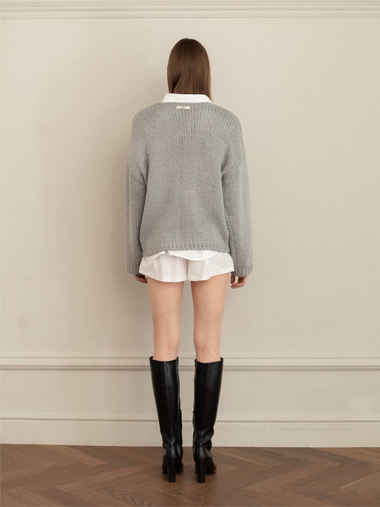GRAY