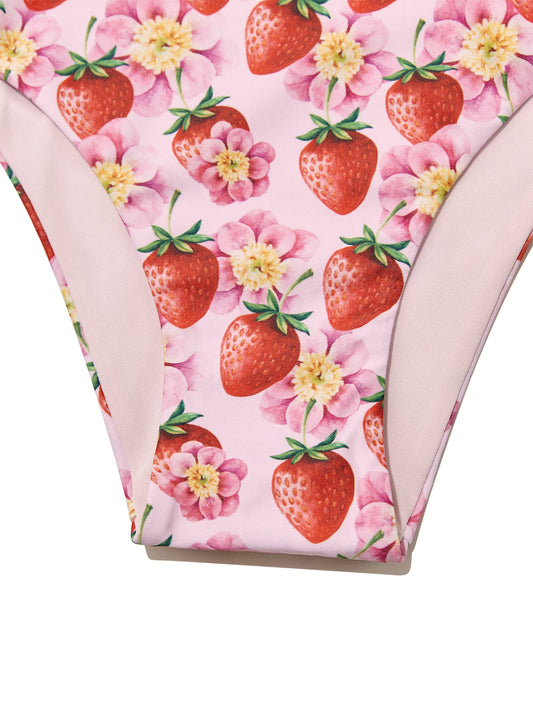 STRAWBERRY MILK