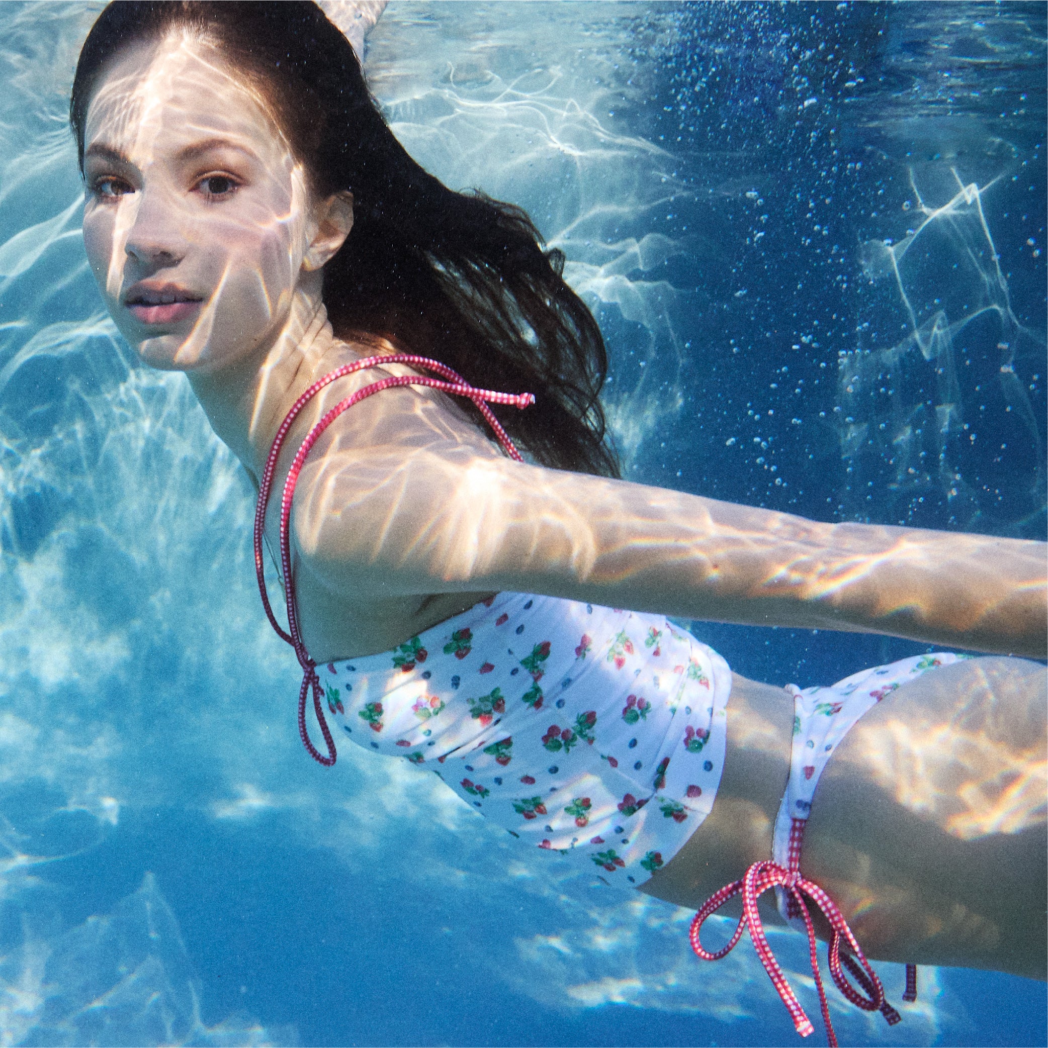 HOT SUMMER 24<br>‘ENDLESS SUMMER’