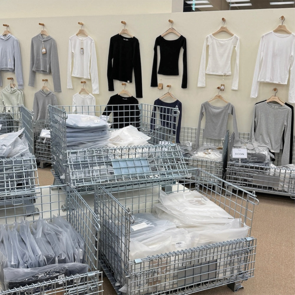 THE HYUNDAI SEOUL LAUNDRY SALE
