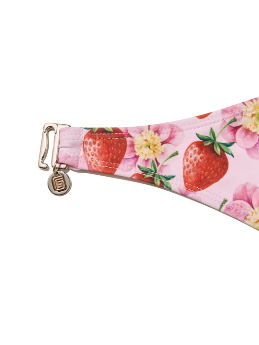 STRAWBERRY MILK