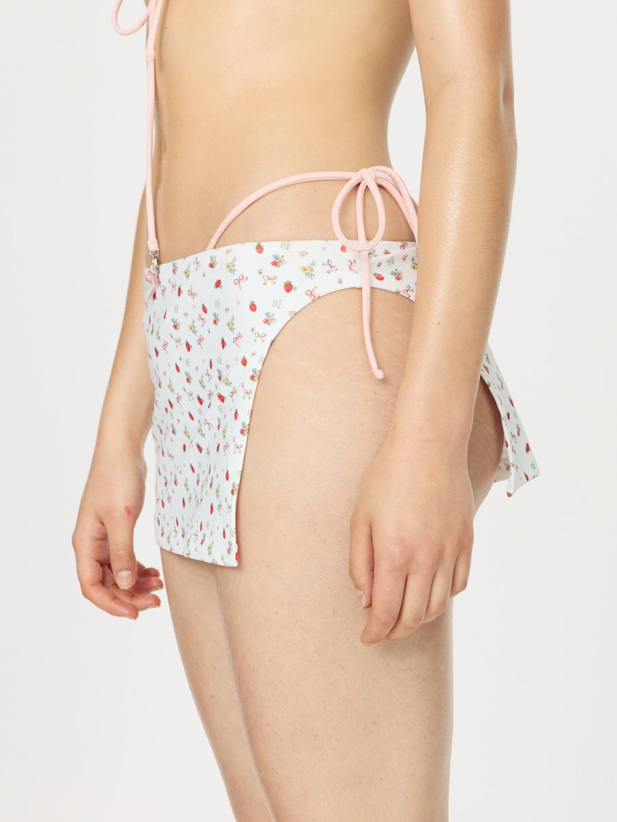 STRAWBERRY BOW