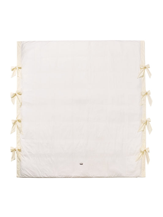 WHITE STRIPE